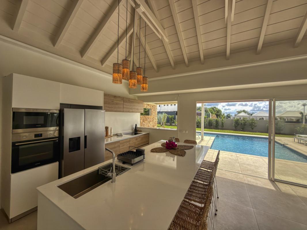 12.Location Villa piscine vue mer St François Guadeloupe_Cuisine